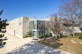Plus de détails pour 180 W Beaver Creek Rd, Richmond Hill, ON - Local d’activités à vendre