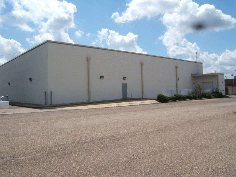 8932 Jewella Ave, Shreveport, LA à vendre - Photo de l’immeuble – Image 2 sur 7