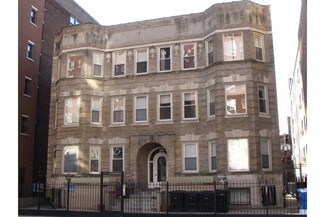 Plus de détails pour 921 W Wilson Ave, Chicago, IL - Logement à vendre