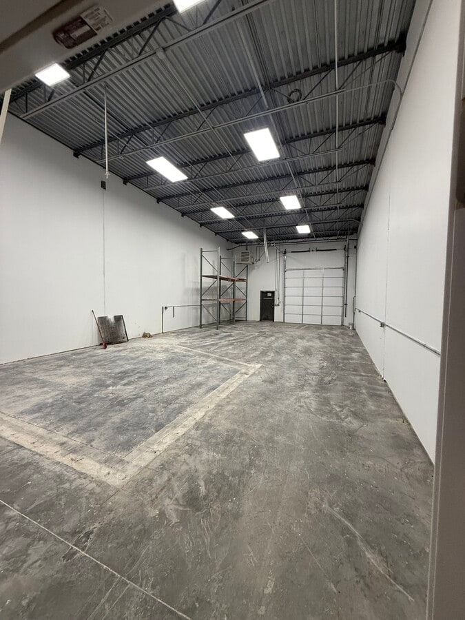 1745 Milestone Dr, Salt Lake City, UT 84104 - Lot 4A -  - Photo intérieure - Image 1 of 1