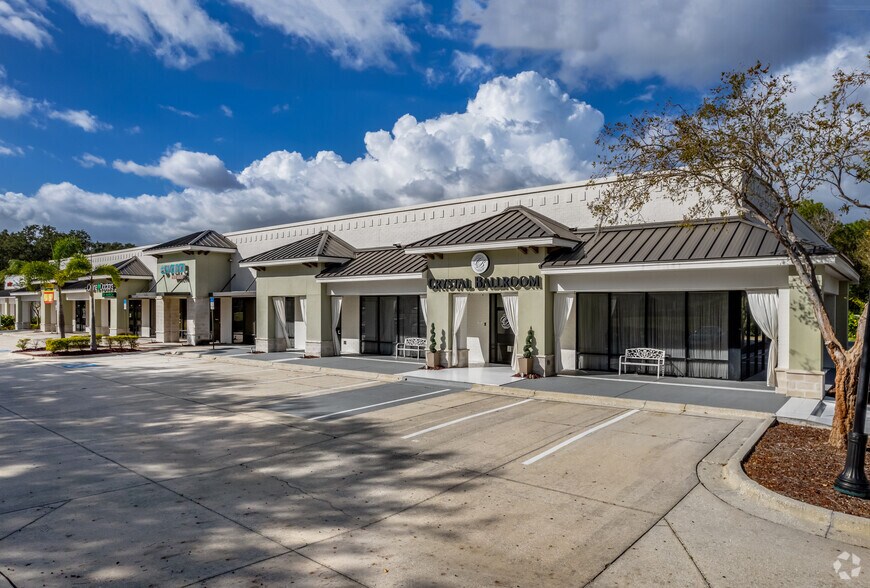 5555 Roosevelt Blvd, Clearwater, FL à louer - Photo de l’immeuble – Image 3 sur 8