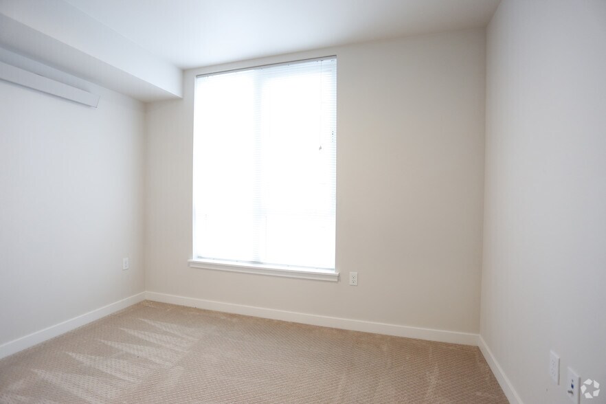 13280 Linden Ave N, Seattle, WA à louer - Photo de l’immeuble – Image 3 sur 8