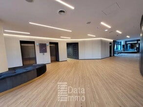 2 Rue Du Centre, Noisy-le-Grand à louer Photo intérieure– Image 2 sur 25