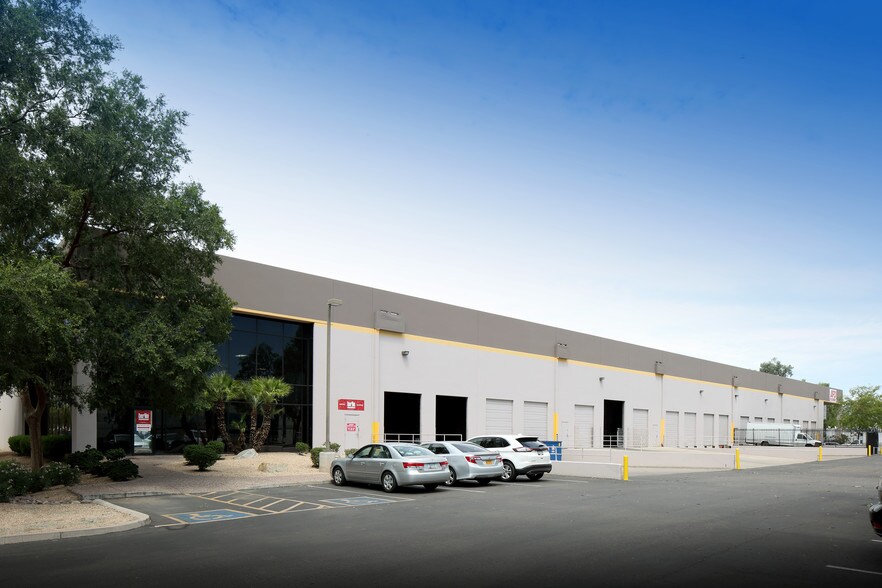 3945-3949 W Van Buren St, Phoenix, AZ à louer - Photo de l’immeuble – Image 3 sur 6