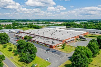 Plus de détails pour 9415 Pioneer Ave, Charlotte, NC - Industriel/Logistique à louer