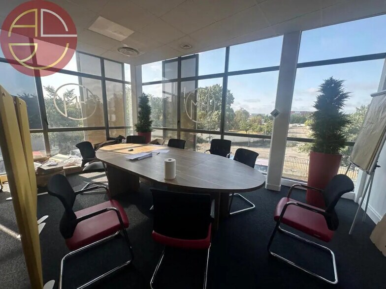 Bureau dans Colomiers à louer - Photo de l’immeuble – Image 2 sur 5