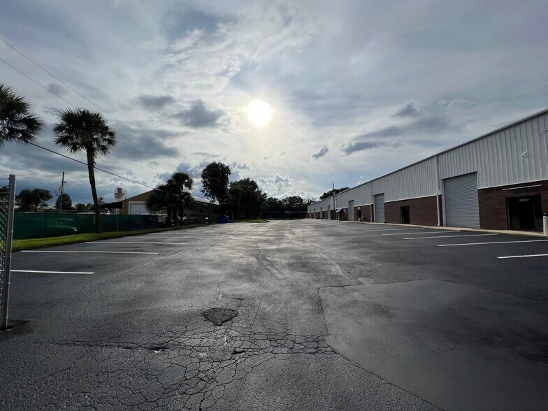 5612 Carder Rd, Orlando, FL à louer - Photo de l’immeuble – Image 3 sur 9