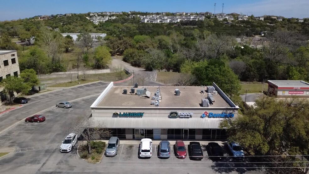 7626 W Highway 71, Austin, TX à louer - Photo de l’immeuble – Image 2 sur 8