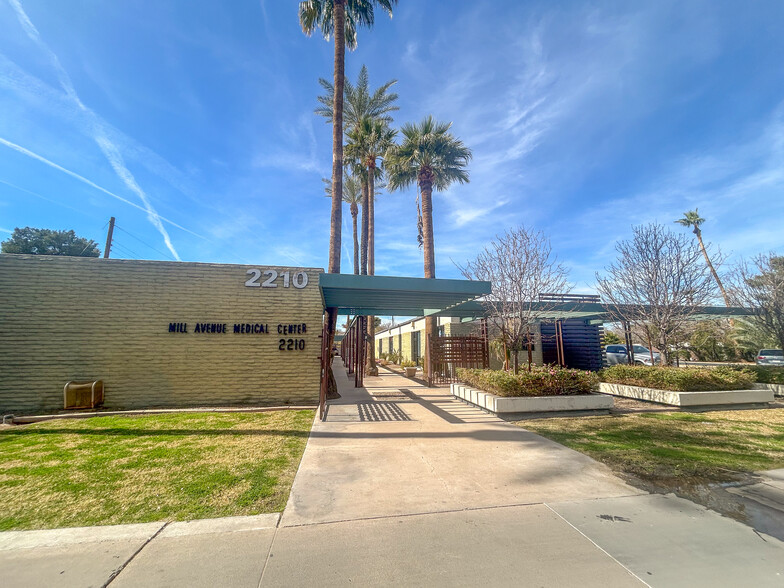 2210 S Mill Ave, Tempe, AZ à louer - Photo de l’immeuble – Image 3 sur 7
