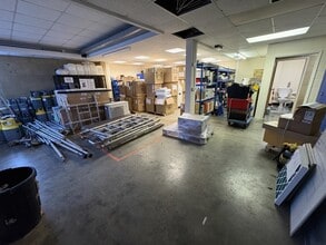 25 Ensign Way, Southampton à louer Photo intérieure– Image 2 sur 5