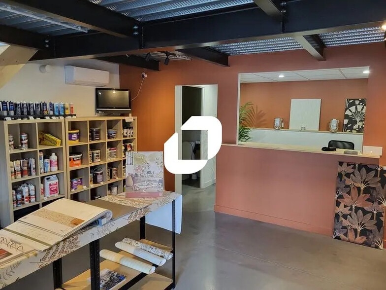 Bureau dans Ayguemorte-les-Graves à louer - Photo de l’immeuble – Image 2 sur 10