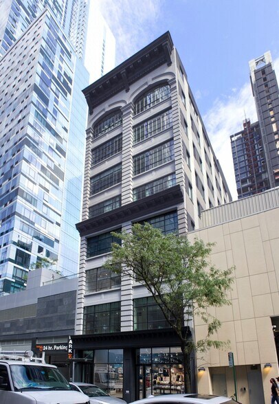 397 Bridge St, Brooklyn, NY à louer - Photo de l’immeuble – Image 1 sur 1