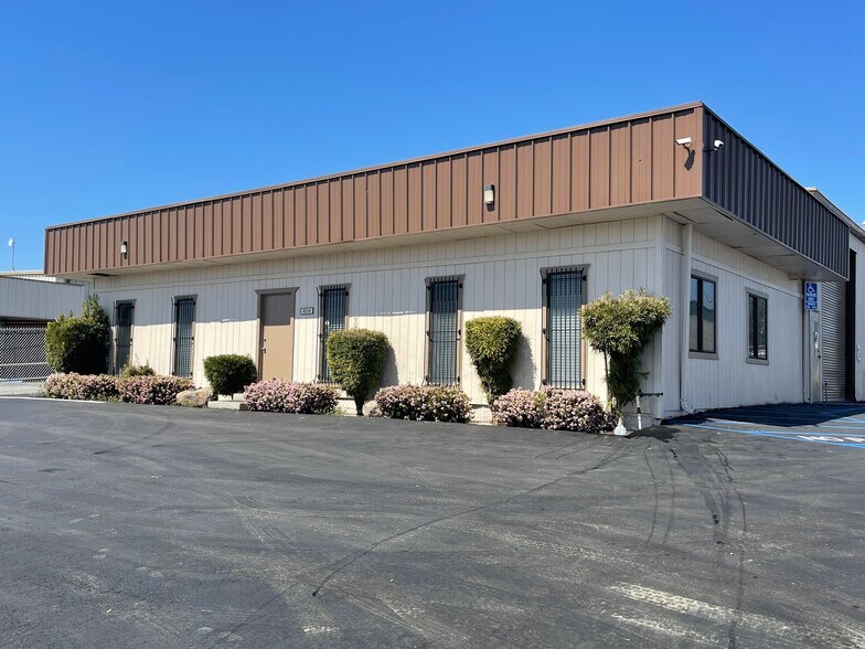 4114 Armour Ave, Bakersfield, CA à vendre - Photo de l’immeuble – Image 1 sur 6