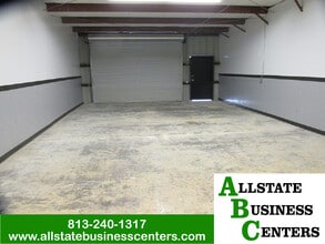 13652 N 12th St, Tampa, FL à louer Photo intérieure– Image 2 sur 6