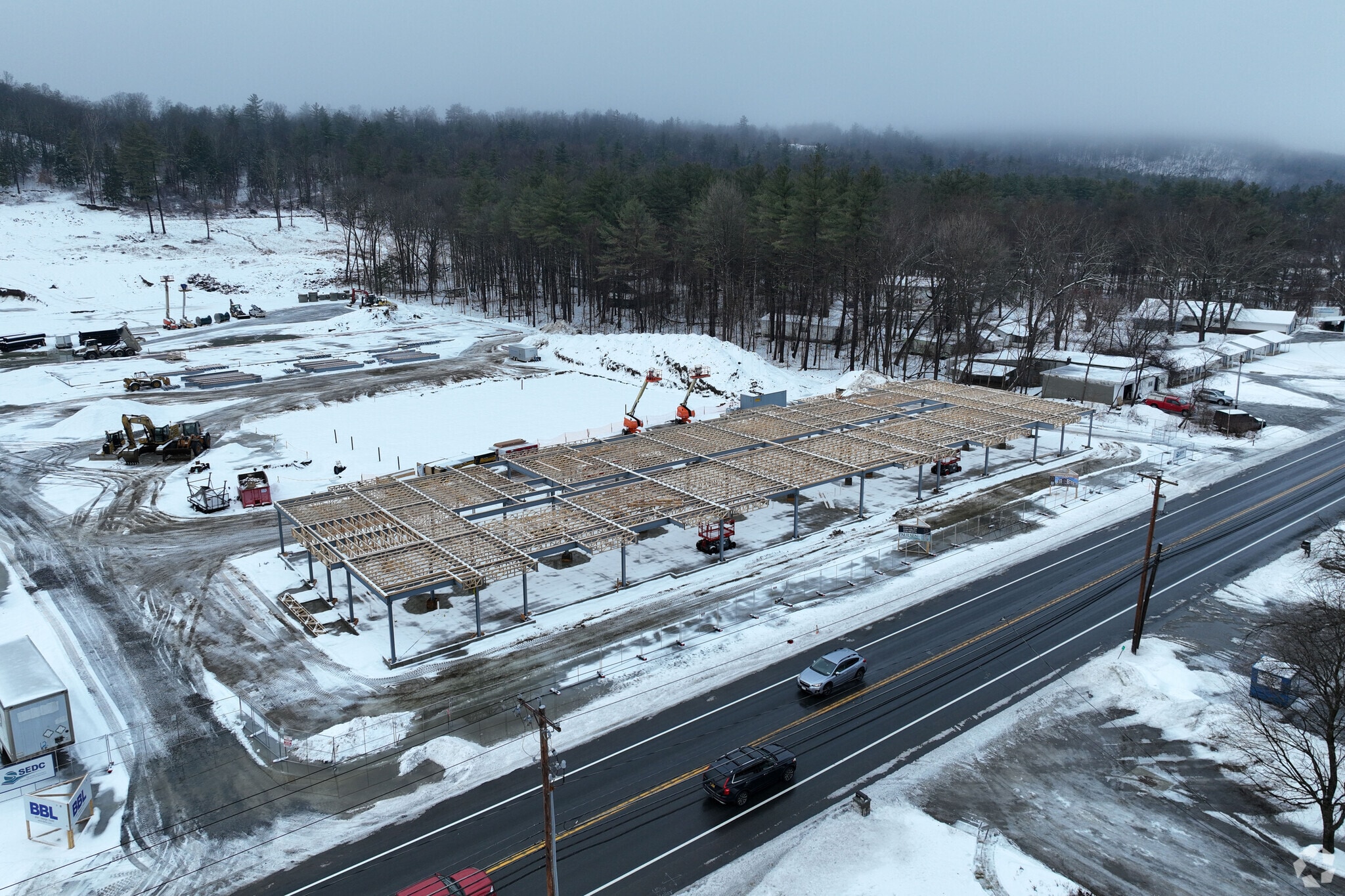 631 Maple Ave, Saratoga Springs, NY à louer Photo principale– Image 1 sur 5