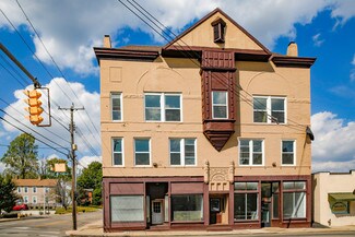 Plus de détails pour 7045-7049 Montgomery Rd, Cincinnati, OH - Bureau/Local commercial à louer
