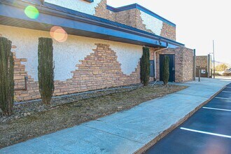 341 Rockwood Rd, Arden, NC à louer Photo intérieure– Image 2 sur 17