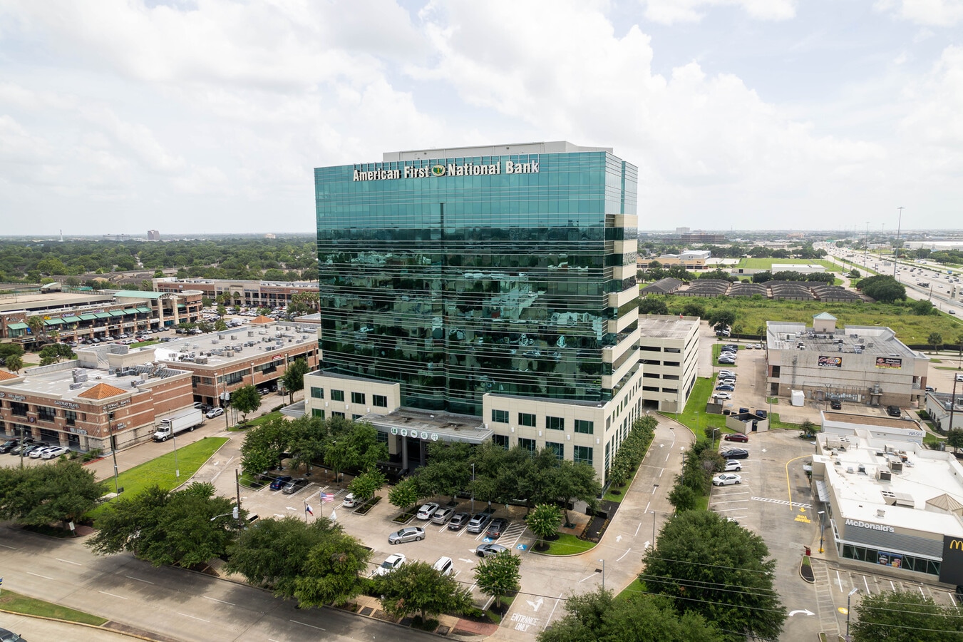 9999 Bellaire Blvd, Houston, TX 77036 - Lot A,B,C,D - - Photo intérieure - Image 1 of 11