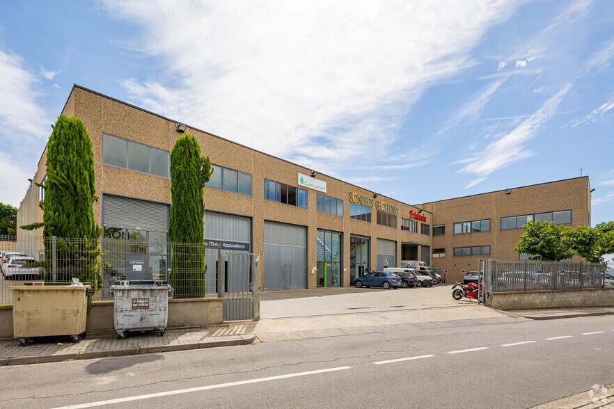 Industriel/Logistique dans Barberà del Vallès, Barcelona à vendre - Photo de l’immeuble – Image 1 sur 1