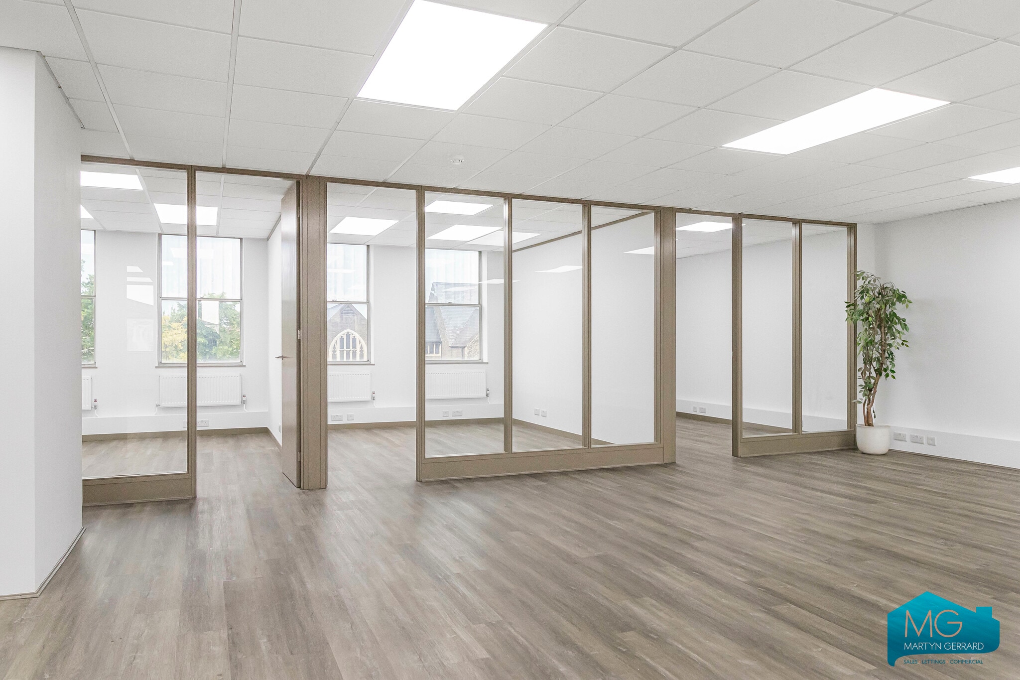 311 Ballards Ln, Londres à louer Photo intérieure– Image 1 sur 6