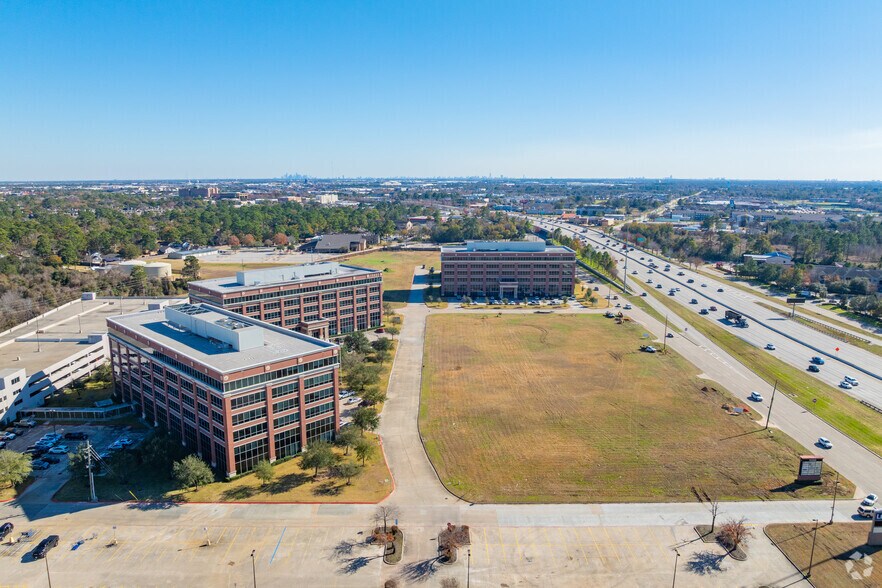 Chasewood Crossing Portfolio portefeuille de 3 biens à vendre sur LoopNet.fr - Aérien – Image 1 sur 25