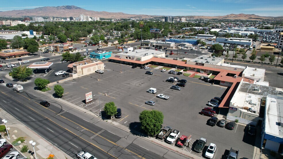 1535-1609 Vassar St, Reno, NV à louer - Photo de l’immeuble – Image 3 sur 4