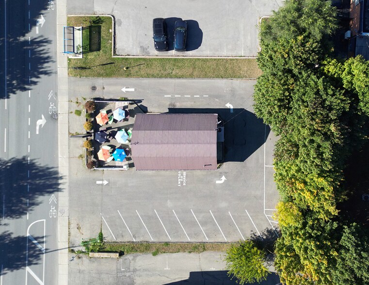 3385 Boul Dagenais O, Laval, QC à vendre - Photo de l’immeuble – Image 3 sur 12