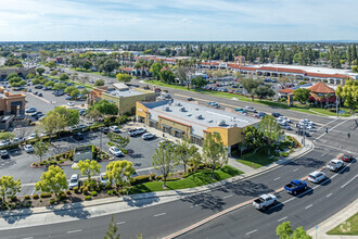 1000-1200 E Shaw Ave, Clovis, CA - VUE AÉRIENNE  vue de carte