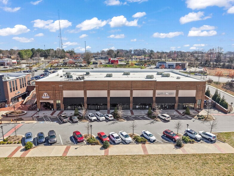 6350 Clemmons Point Dr Rd, Clemmons, NC à louer - Photo de l’immeuble – Image 2 sur 4
