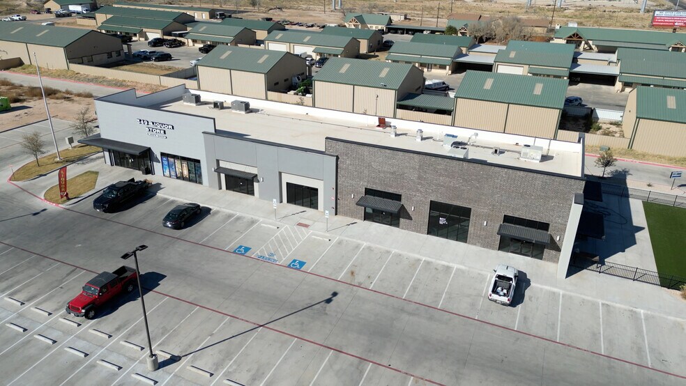 6409 N Big Spring St, Midland, TX à vendre - Photo de l’immeuble – Image 2 sur 11