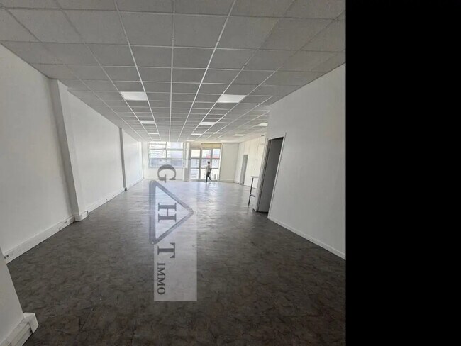 Plus de détails pour Industriel/Logistique à louer