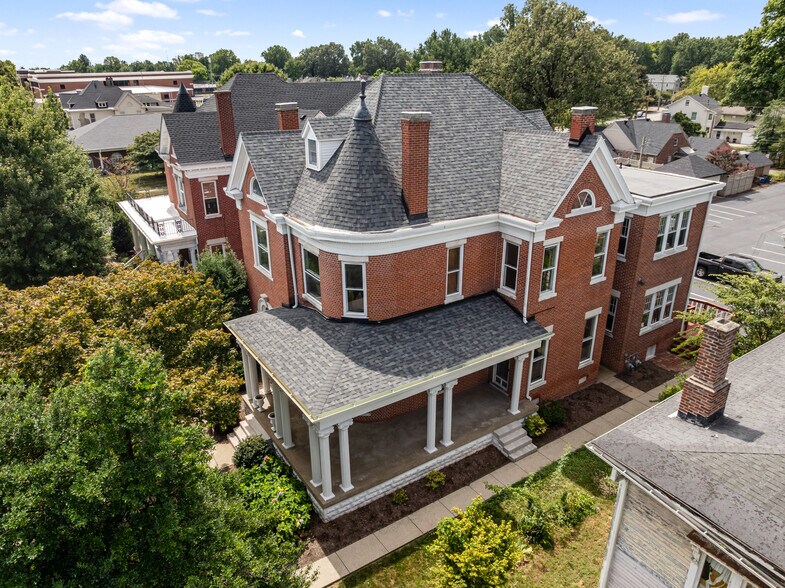 1542 Frederica St, Owensboro, KY à vendre - Photo de l’immeuble – Image 2 sur 59