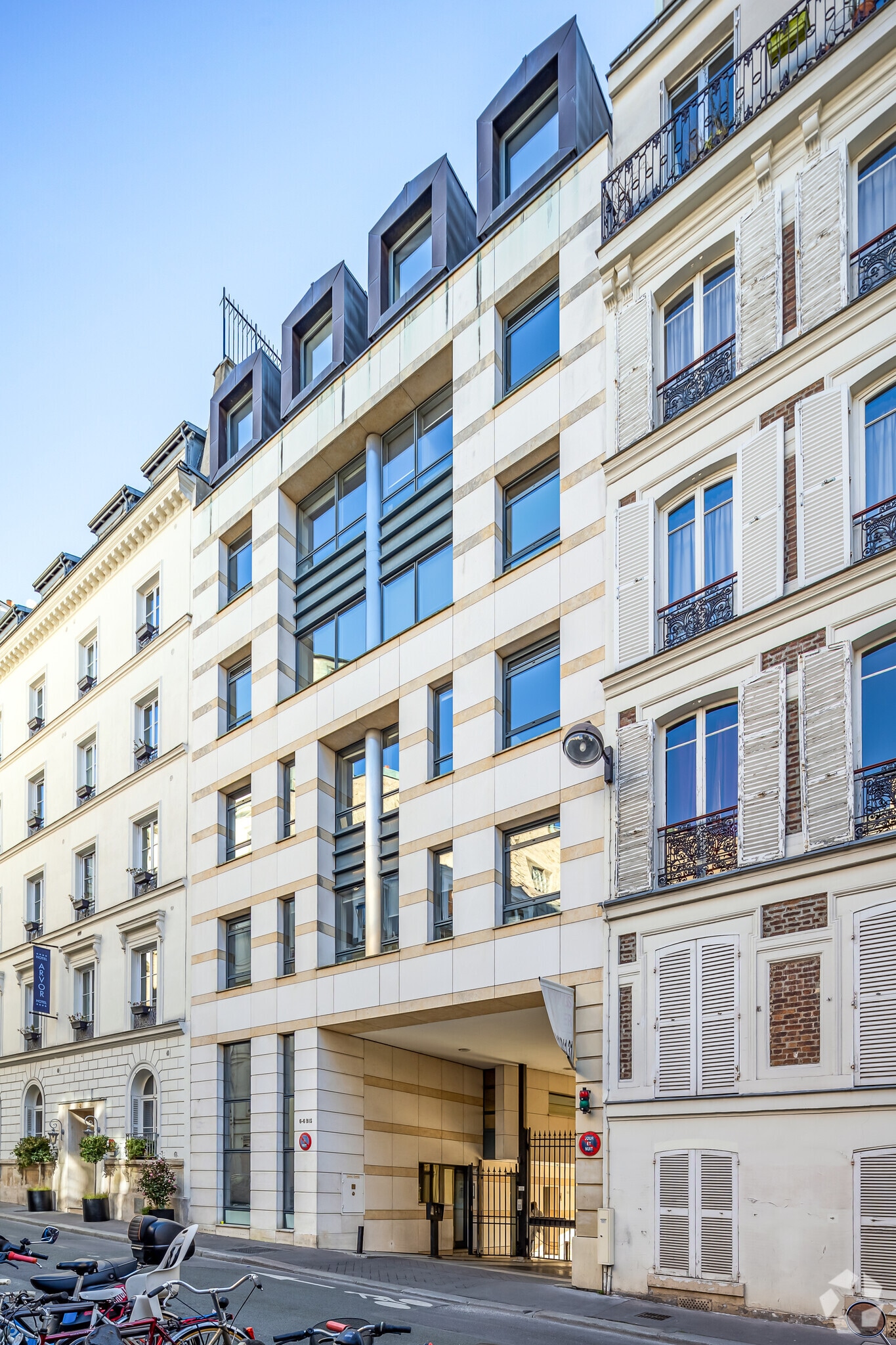 6 Rue Laferrière, Paris à louer Photo principale– Image 1 sur 9