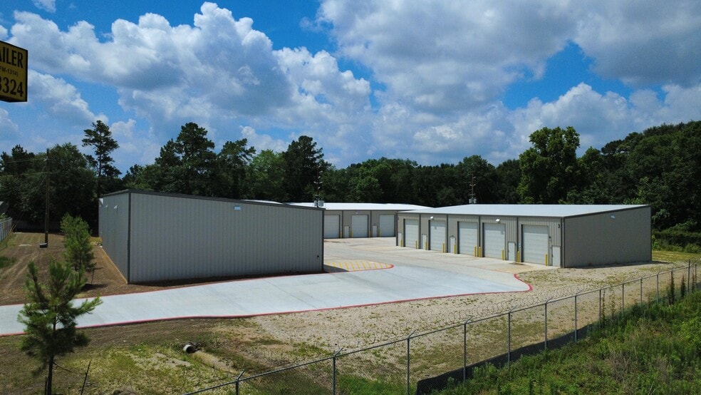 200 Porter Rd, Conroe, TX à louer - Aérien – Image 1 sur 10