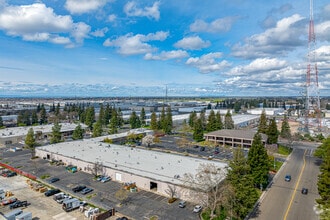 4221 N Freeway Blvd, Sacramento, CA - VUE AÉRIENNE  vue de carte