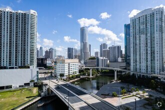 100 SE 2nd St, Miami, FL - Vue aérienne vue de carte