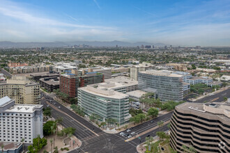 2375 E Camelback Rd, Phoenix, AZ - VUE AÉRIENNE  vue de carte