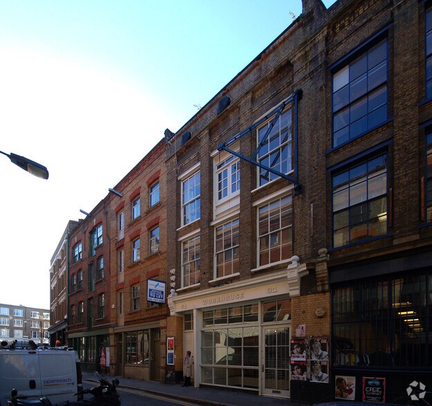 31 Charlotte Rd, Londres à louer - Photo de l’immeuble – Image 2 sur 38