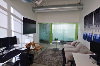 111 Bain St, Greensboro, NC à louer Photo intérieure– Image 2 sur 3