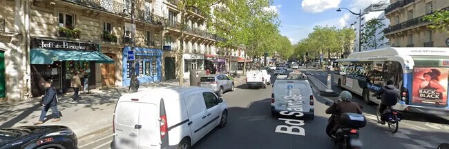 Plus de détails pour Local commercial à louer