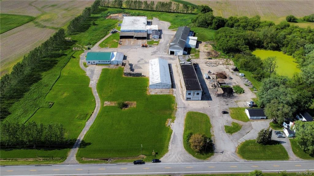 15-Acre Compound with 82,000+SF portefeuille de 1 biens à vendre sur LoopNet.fr Photo de l’immeuble– Image 1 sur 50