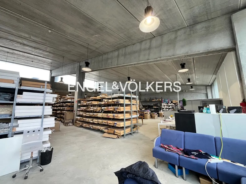 View Photo