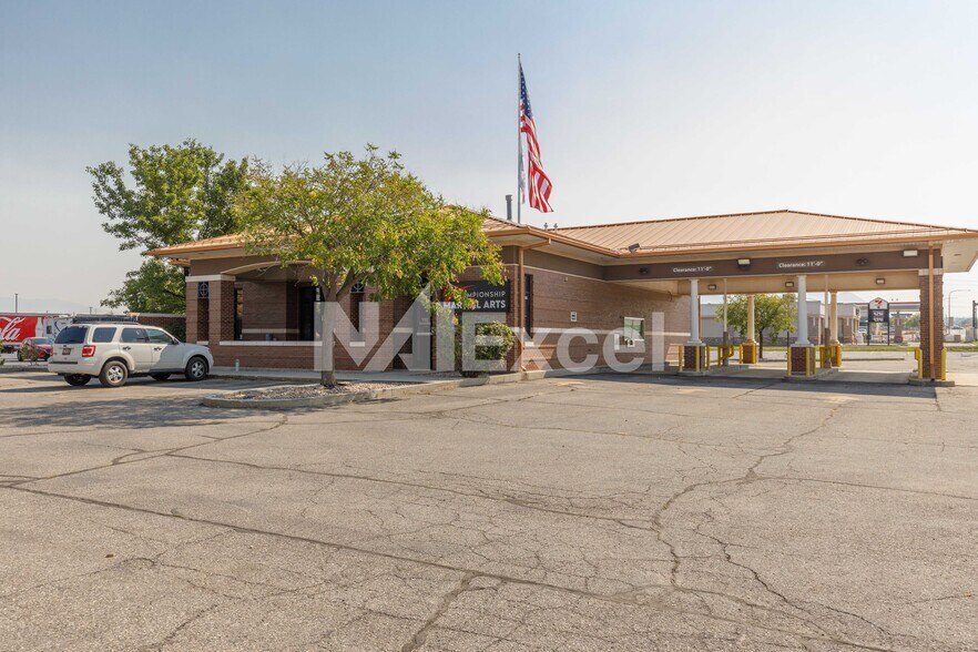 2106 W 1800 N, Clinton, UT à louer - Photo de l’immeuble – Image 3 sur 10