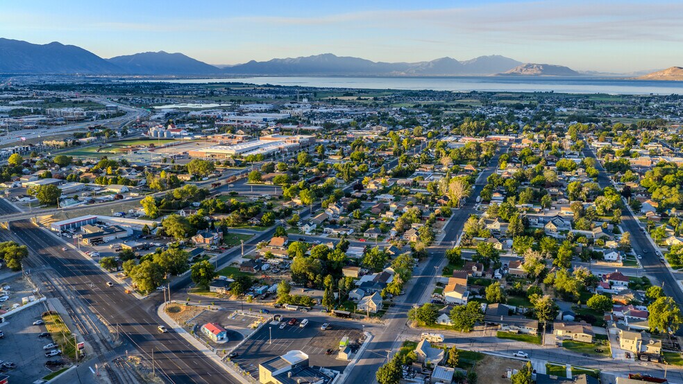 611 400 E, Lehi, UT à vendre - Photo de l’immeuble – Image 2 sur 3