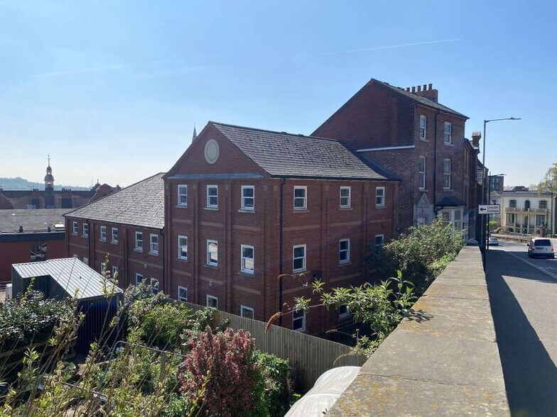 Cathedral St, Lincoln à vendre - Photo de l’immeuble – Image 2 sur 6