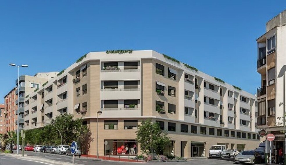 Avinguda de Valencia, 95, Castelló de la Plana, Castellón à vendre - Photo de l’immeuble – Image 2 sur 2