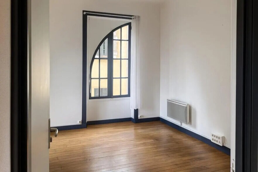 Bureau dans Pau à louer - Photo de l’immeuble – Image 1 sur 4