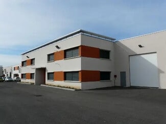 Plus de détails pour 5 Avenue Lionel Terray, Meyzieu - Bureau à louer
