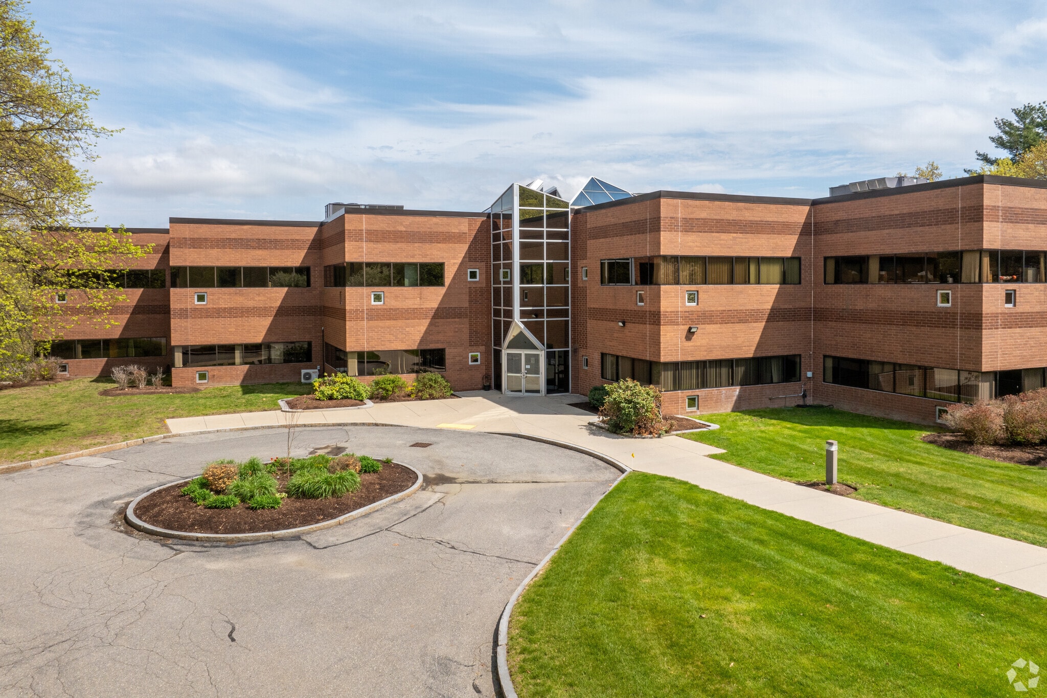 125 Nagog Park, Acton, MA à louer Photo principale– Image 1 sur 11