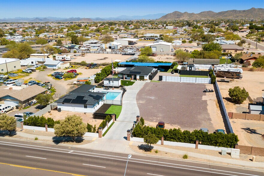 8822 W Deer Valley Rd, Peoria, AZ à vendre - Photo de l’immeuble – Image 2 sur 22
